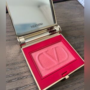 Valentino Eye2Cheek blush and eyeshadow